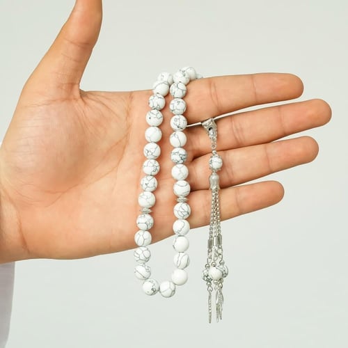 سبحة فيروز ابيض 33 حبة – تصميم أنيق