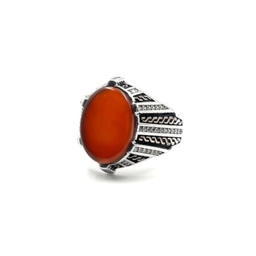 خاتم رجالي عقيق كبدي – فضة عيار 925 بتصميم ملكي