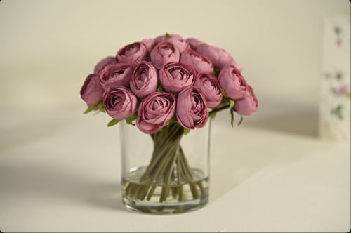 فازة ورد بيوني وردي