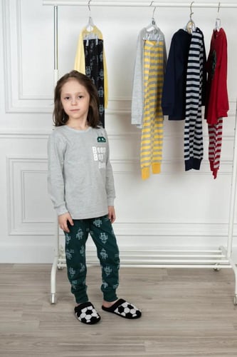 بجامه ولادي على اشكال رجل ألي 83457