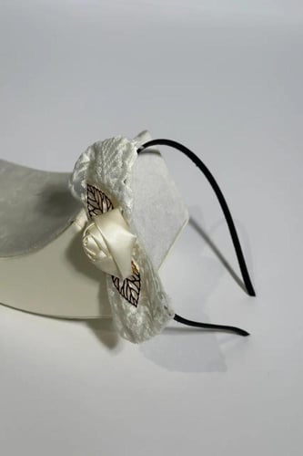 اكسسوار طوق شعر بناتي ورد T517