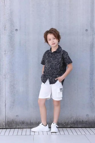 قميص ولادي اسود بنقش ابيض 4121