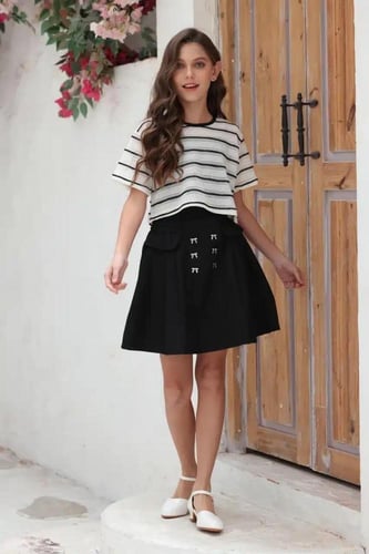 تنورة بناتي كلوش اسود قصير 7130