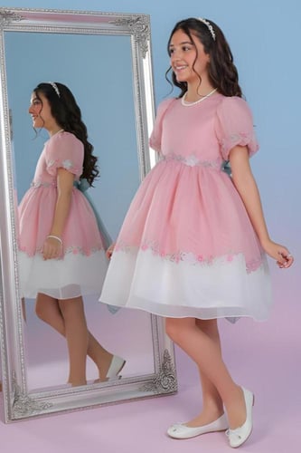 فستان سهرة وردي من تحت ابيض S01106