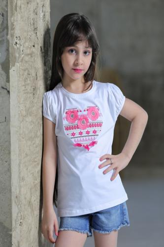 تي شيرت ابيض رسمه على الصدر 2826