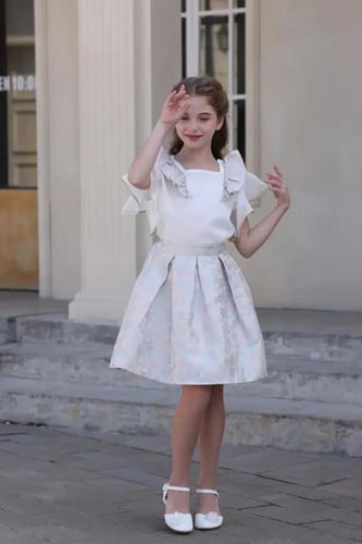 بلوزة بناتي بكم كرنشة العنق دائري 7135