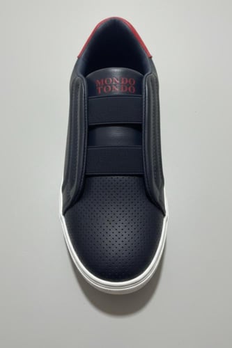 حذاء ولادي أنيق بلون كحلي لعمر 2 إلى 12 سنة S-040