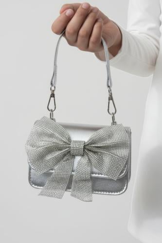 حقيبة بناتي فضية أنيقة بعقدة كريستالية فاخرة B010