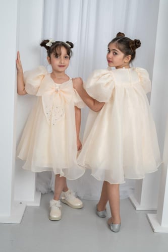 فستان بناتي سهرات فيونكه على الصدر s01125