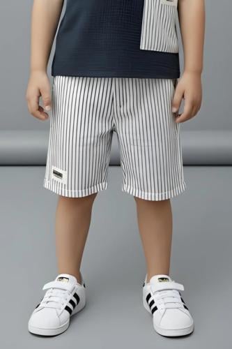 شورت ولادي مخطط بالأبيض والأسود 4154-