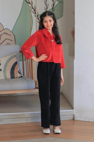 جاكيت بناتي فرو لون احمر 6J