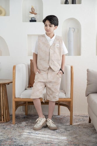 قميص ولادي ابيض مع سديري 4151