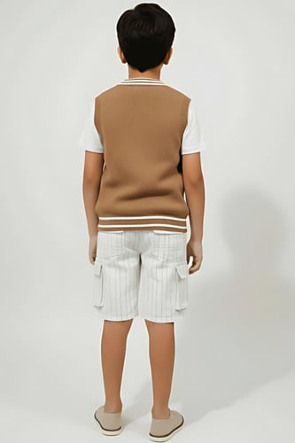 شورت أولادي أبيض مخطط بجيوب جانبية -4197