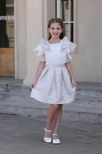 بلوزة بناتي بكم كرنشة العنق دائري 7135