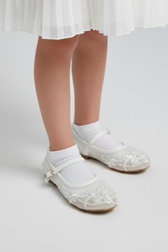 فستان بناتي أبيض راقٍ بكسرات مطرزة 7314