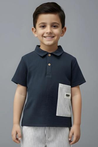 تيشيرت ولادي كحلي بجيب مخطط 4154