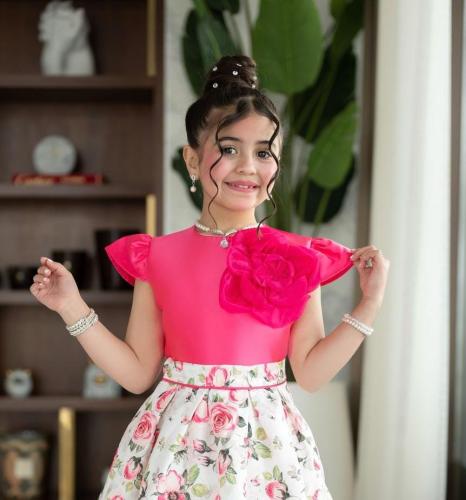 بلوزة فوشي بناتي بورده على الصدر 7120