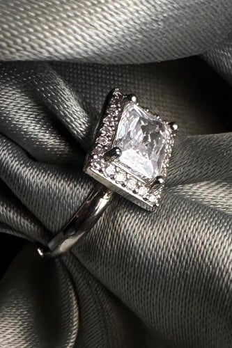 خاتم بناتي كريستال بعدة اشكال 3006-1