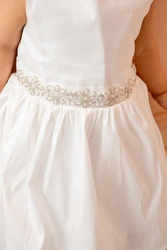 فستان سهرات سكري تطريز ع الخصر S01181