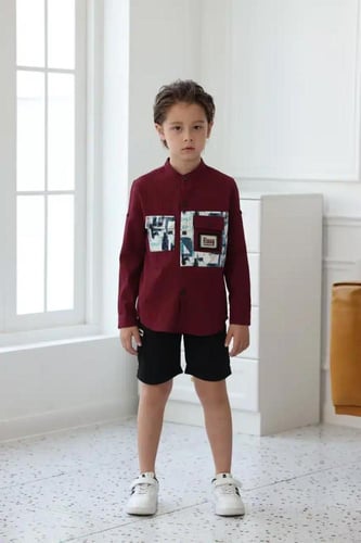 قميص ولادي عودي بنقشات فنية 4104