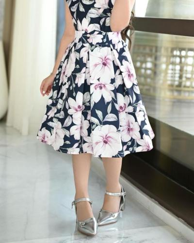 تنورة بناتي كحلي مورد 7243