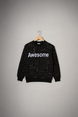 بلوفر ولادي اسود شتوي كتابه على الصدر T22048