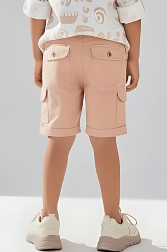 شورت أولادي بيج فاتح بقصة مريحة وجيوب جانبية -4170