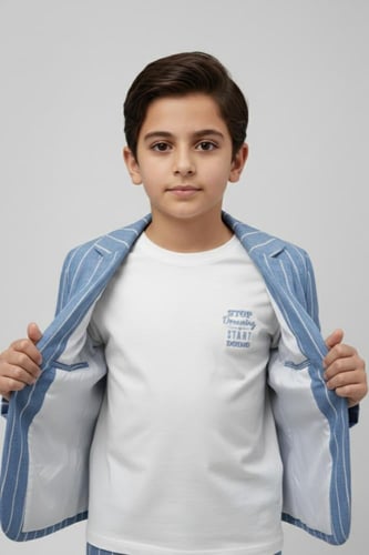 جاكيت ازرق مقلم مع تيشيرت ابيض 4181