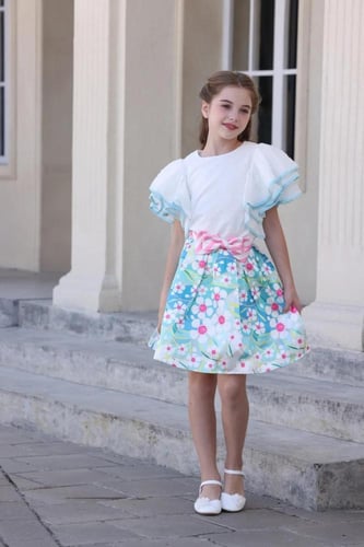 بلوزة بناتي بيضاء باكمام مكرنشة 7110