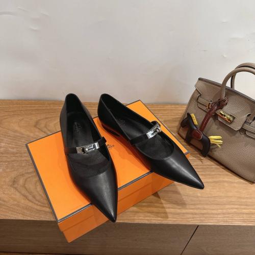 فلات ايرميز Hermès Kelly pointed-toe flats