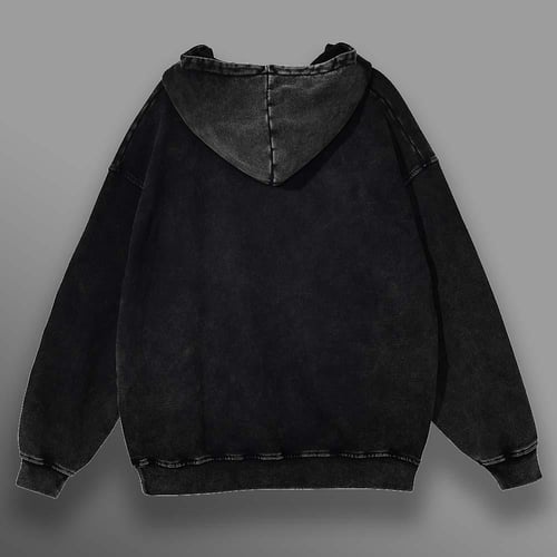 هودي أسود بطباعة جرافيك خاصة