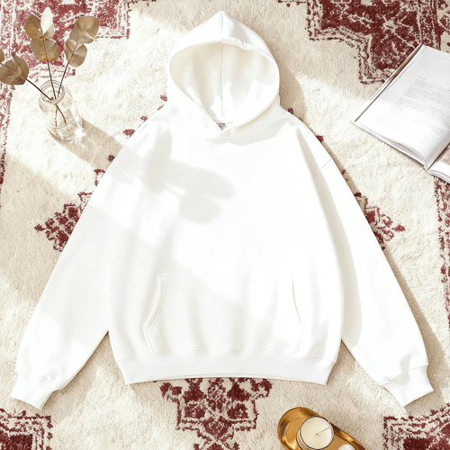 هودي مطرَّز برسوم الأنمي