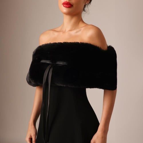 Raven Chic