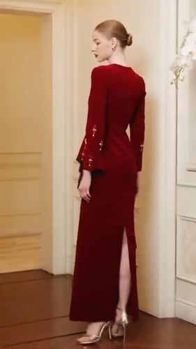 فستان رهيبه مخمل مطرز يدوي