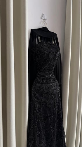 فستان سهرة كلفه خرز