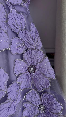 فستان سهرة كلفة ورد