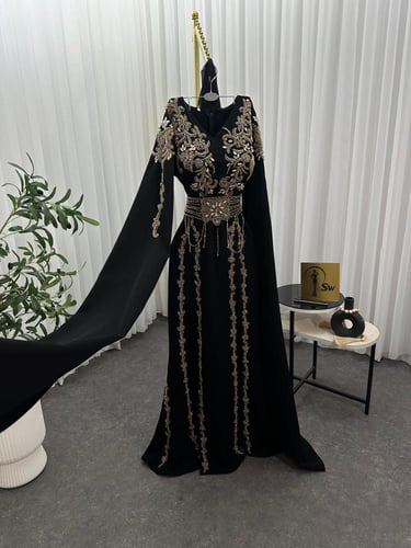 فستان سهرة باربي