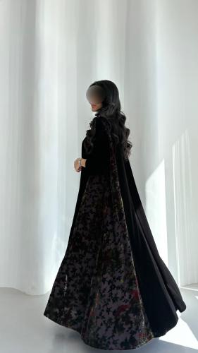 عباية C59 مخمل اسود كوري مع تدخيل مخمل مشجر بنفسجي، كلوش