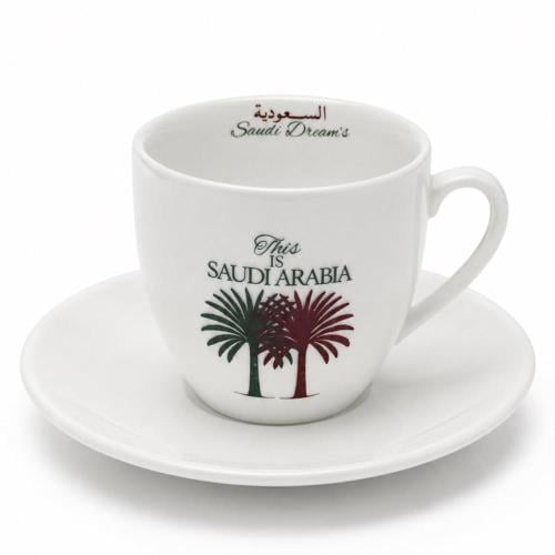 كوب اسبريسو مع صحن
