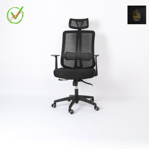 كرسي دوار بلون اسود