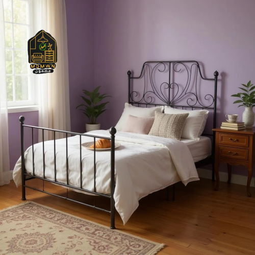 سرير معدني أنيق بتصميم زخرفي فاخر متعدد المقاسات