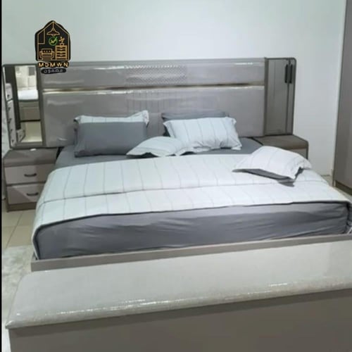 طقم غرفة نوم تصميم عصري جذاب وانيق