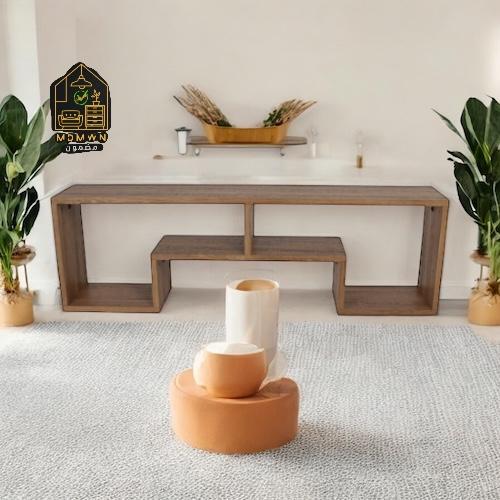 طاولة عرض مستوية بتصميم هندسي مفتوح