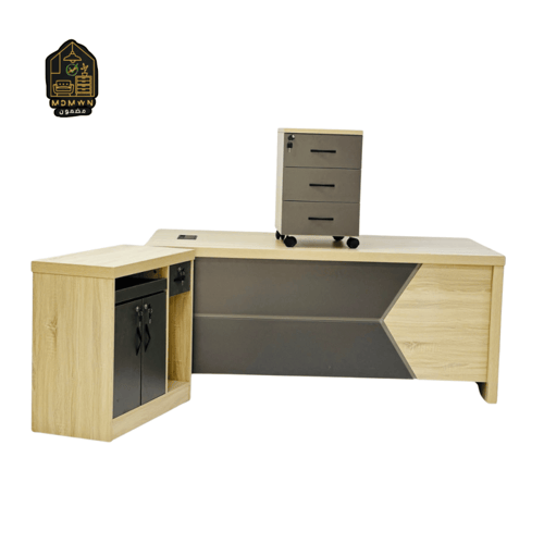 مكتب إداري مودرن بوحدات تخزين جانبية - متوفر بعدة...