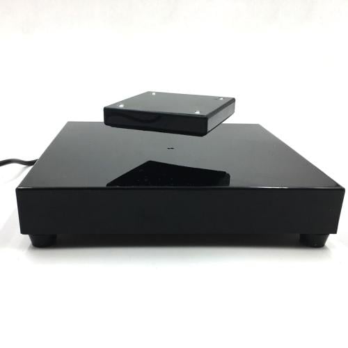 منصة رفع مغناطيسي مع اضاءة