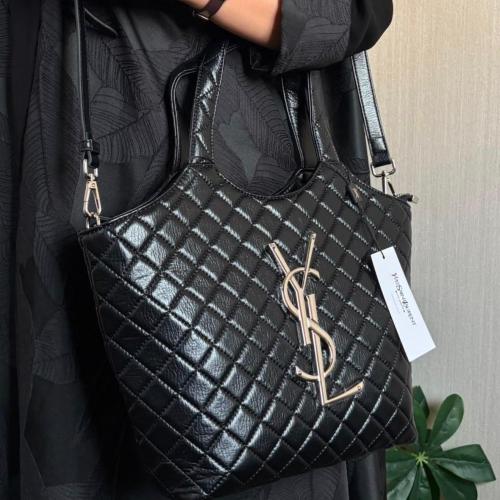 شنطة YSL كبيرة جلد مبطن