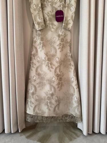 فستان داملا