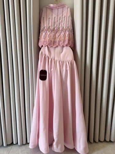 فستان وردي قطعتين