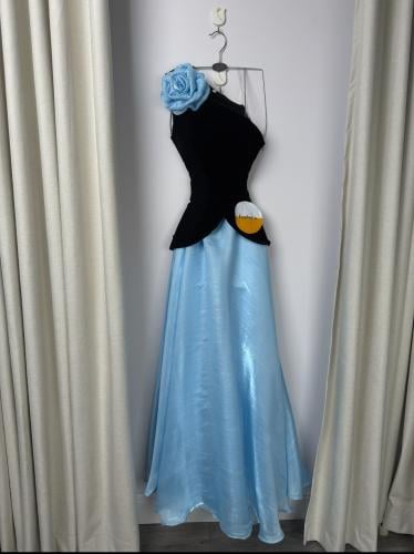 فستان مخمل معا كرنكل