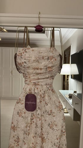 فستان هنادي